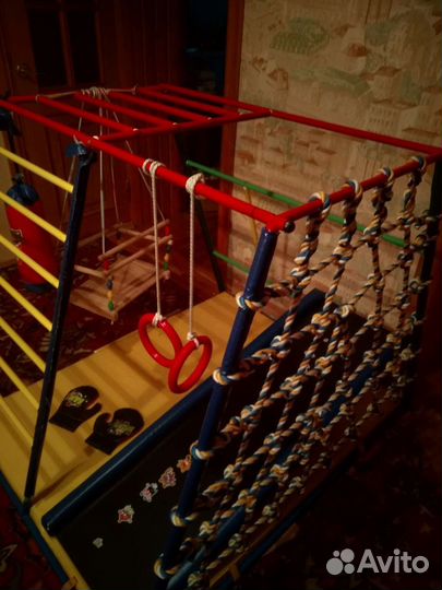 Детский спортивно- игровой комплекс