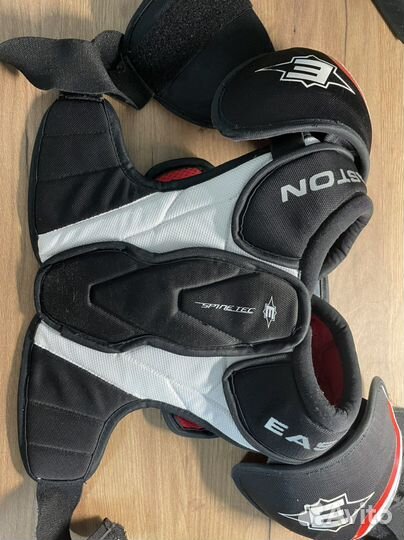 Хоккейный нагрудник панцирь