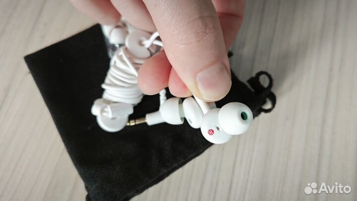 Проводные наушники sony