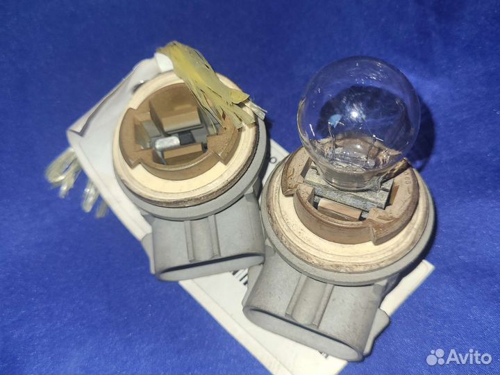 Патрон лампы Ford Focus 1