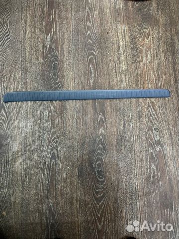 Накладка на порог задняя левая Toyota Ipsum SXM15