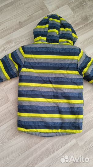 Демисезонная куртка 104-110