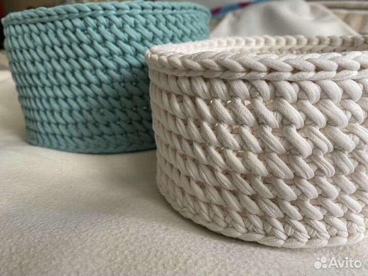 Вязаные корзинки для хранения