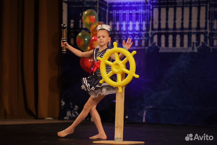 Продаю костюм 