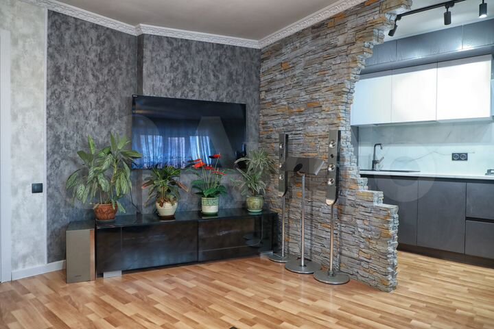 4-к. квартира, 85 м², 3/5 эт.