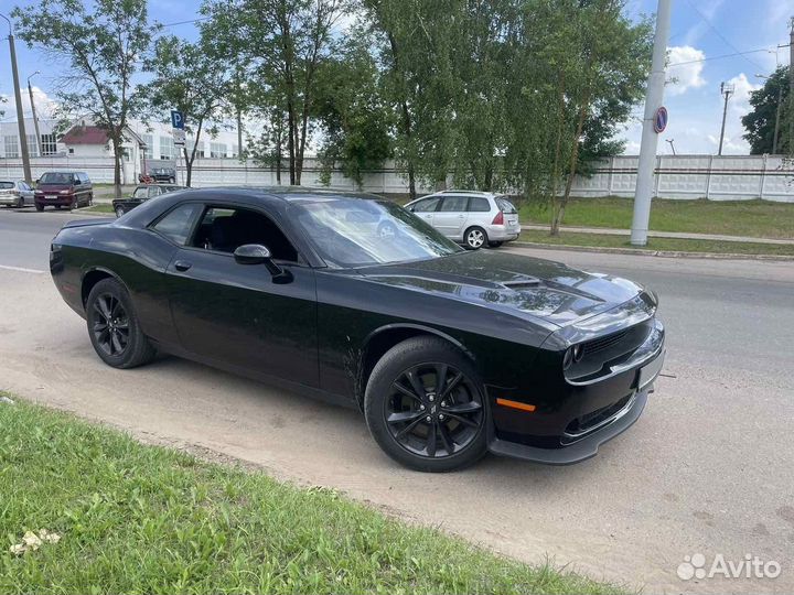 Dodge Challenger 3.6 AT, 2020, 27 500 км