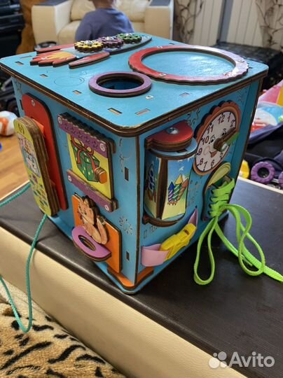 Бизиборд кубик