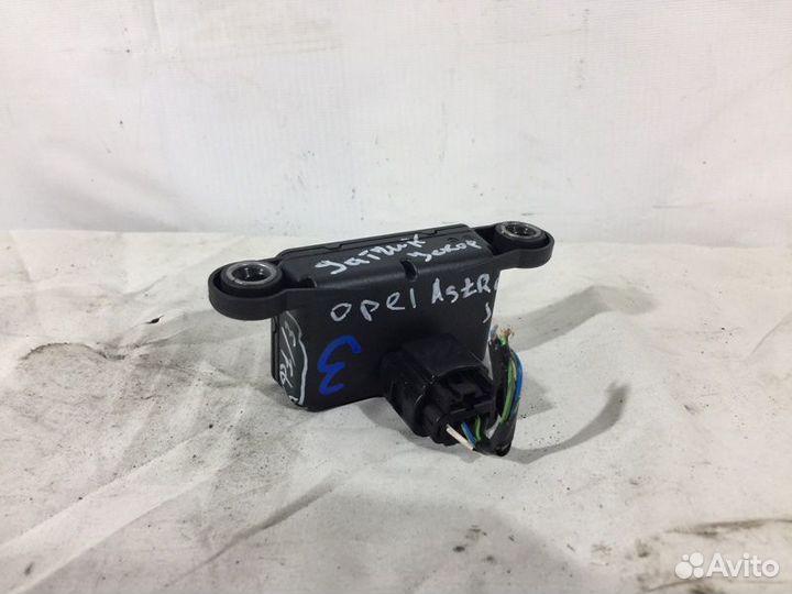 Датчик ускорения Opel Astra J