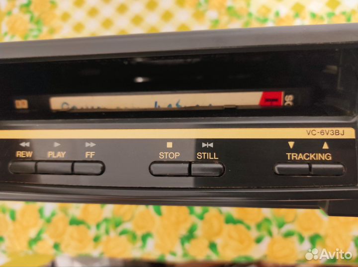 Видеомагнитофон кассетный Sarp VC6V3BJ