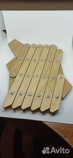 Решетка в боковое окно. Решетка собачника