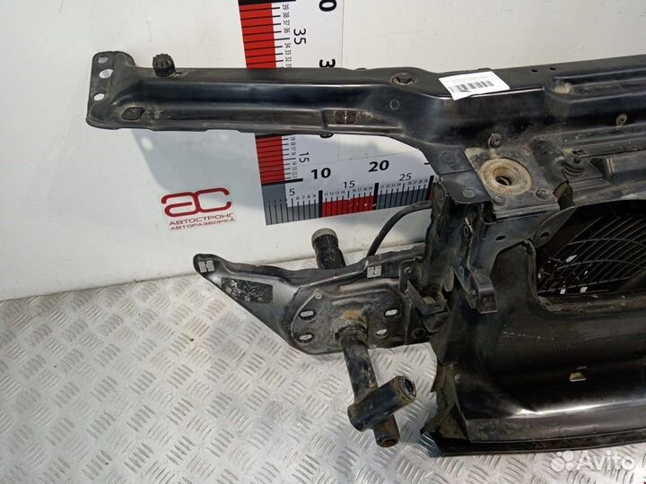 Панель передняя (телевизор) для BMW 3-Series (E46)