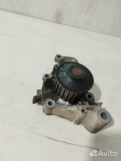 Помпа Mitsubishi 4G93 Митсубиси