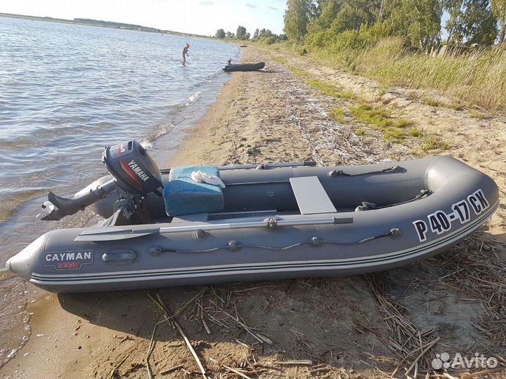 Продаётся комплект, лодка кайман 330 и Ямаха 4