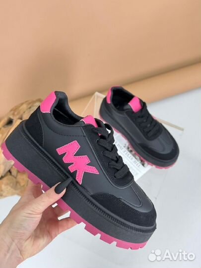 Кроссовки кеды женские