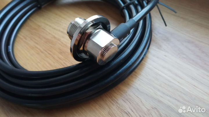 Кабель для врезных автомобильных антенн