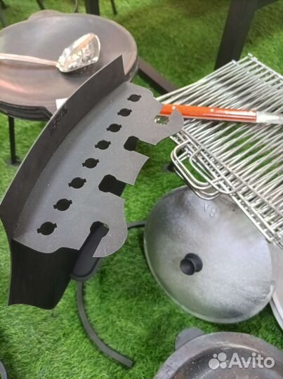 Подставка для шампуров щит