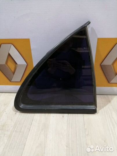 Форточка стекло двери Nissan almera N16 Прав