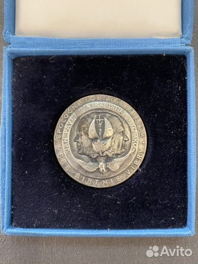 Медаль Иоан Павел II и Кардинал J. Tomko