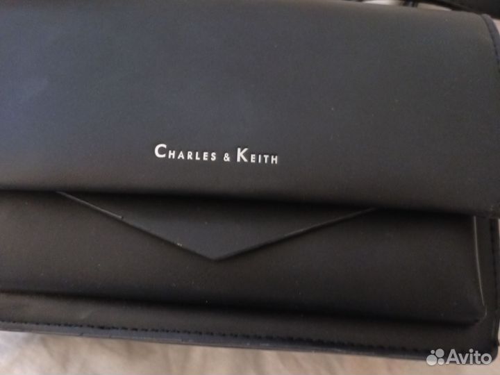 Сумка женская Charles &Keith