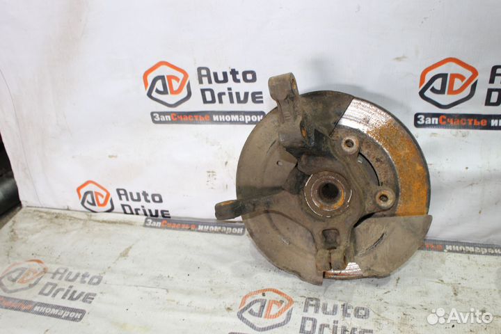 Renault Logan 1 1.4 поворотный кулак правый