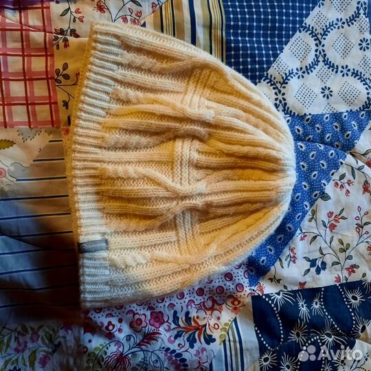 Розовая детская кофточка