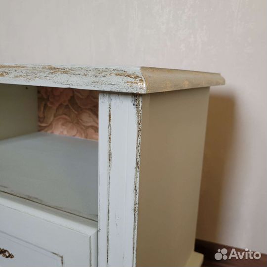 Тумбочки прикроватные дизайнерские (не икеа)