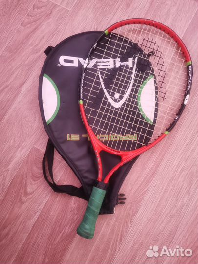Теннисная ракетка для большого тенниса