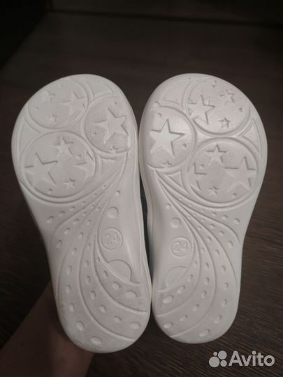 Сандалии для девочки 24 размер
