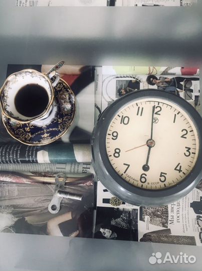 Часы каютные