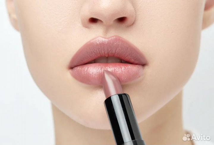 Губная помада essence 02 Just perfect