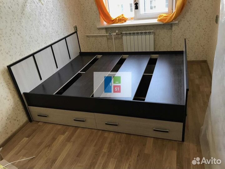 Кровать двуспальная