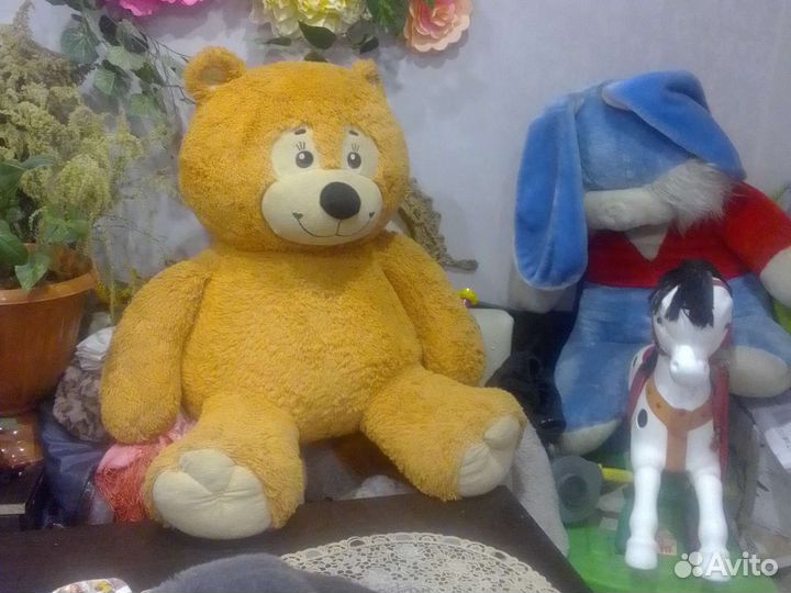 Мишка плюшевый