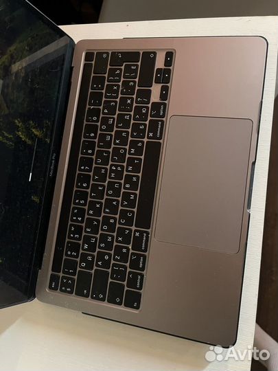 Macbook pro 13 2020 touchbar 256gb