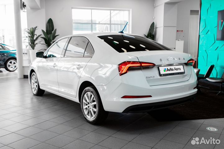 Skoda Rapid 1.6 AT, 2021, 124 912 км