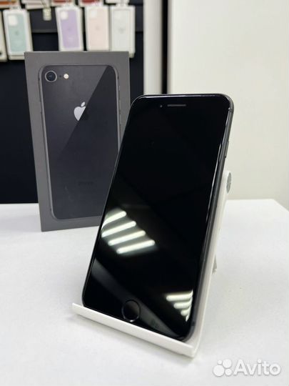 iPhone 8, 64 ГБ