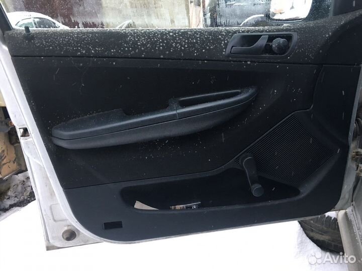 Дверная обшивка на Skoda Fabia 1