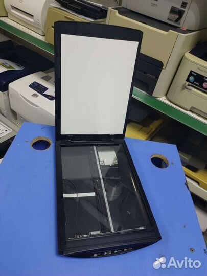 Сканер Canon lide 110