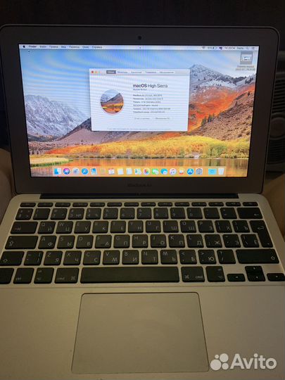 Macbook air 11 2011 64 gb