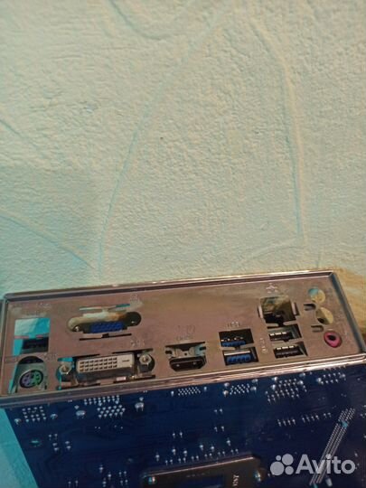 Материнская плата Gigabyte GA-H77M-D3H,s1155, hdmi