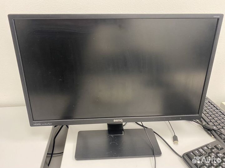 Монитор 24 дюйма