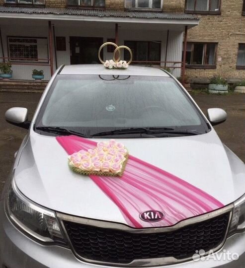 Свадебные украшения на машину