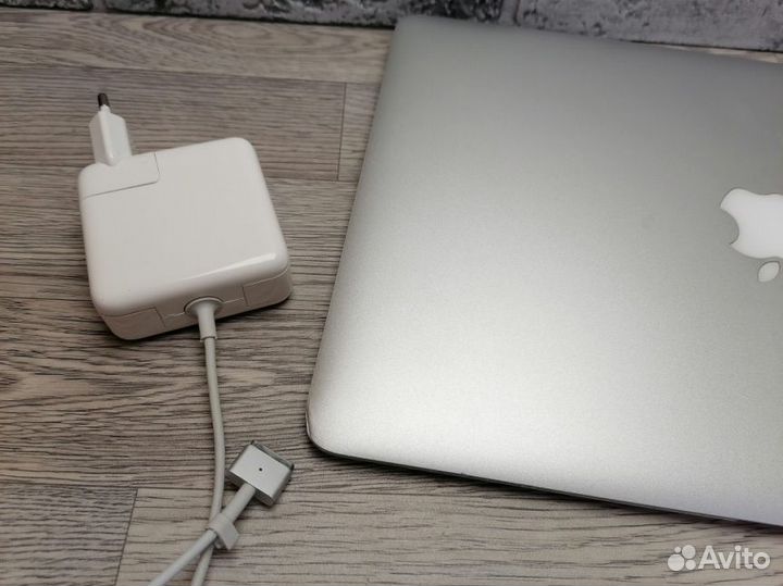 11 Ноутбук Apple MacBook Air 11 Mid 2013 Intel Cor