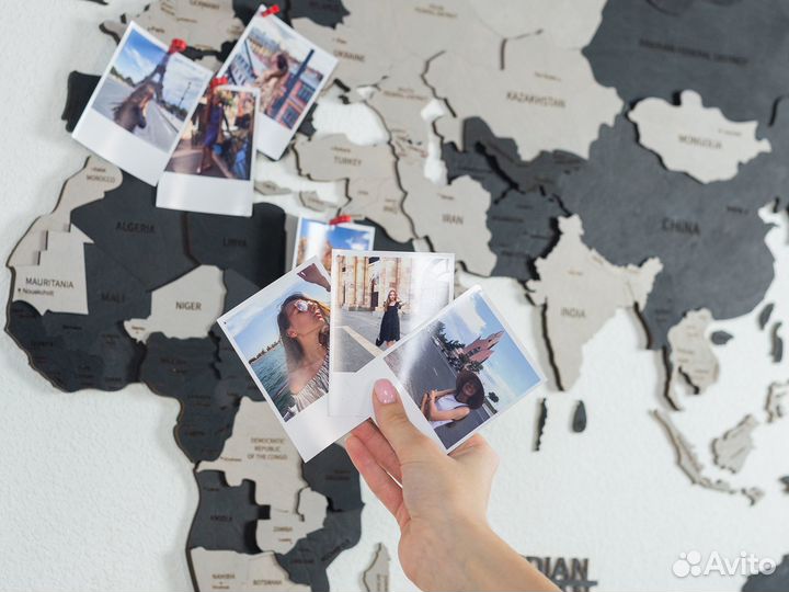 Деревянная карта мира в наличии