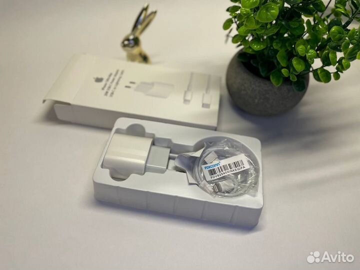 Зарядка на iPhone 20w