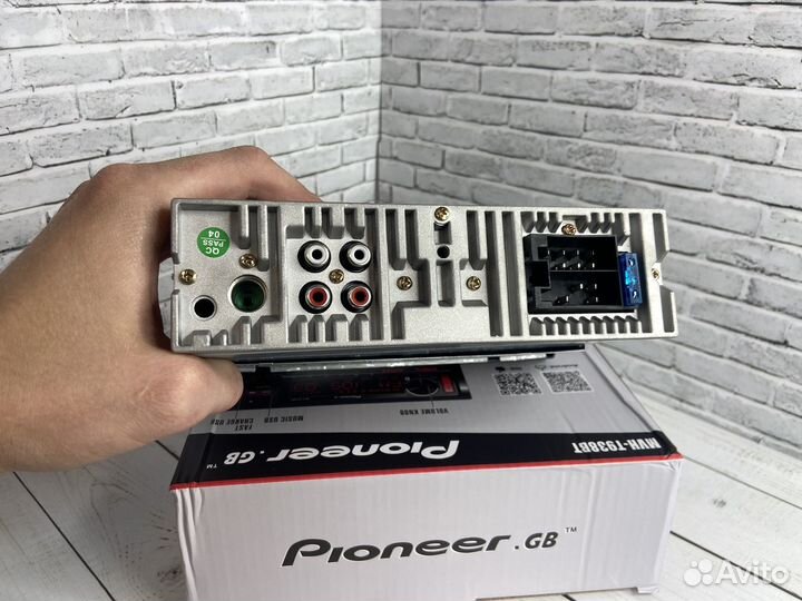 Автомагнитола процессорная с блютузом Pioneer GB