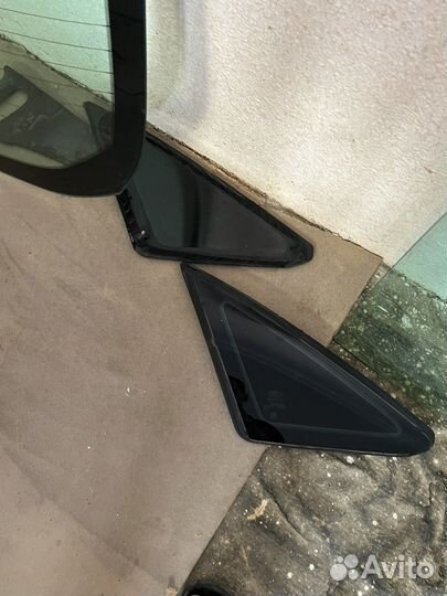 Задние стекла на форд 3 седан