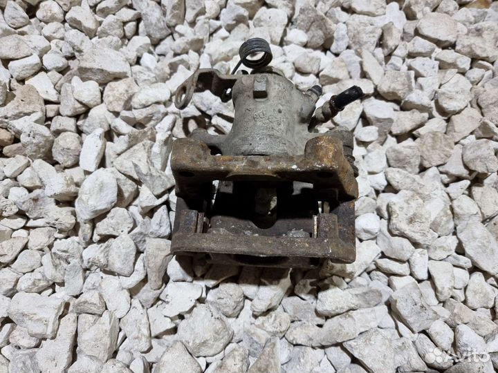 Суппорт задний Мерива