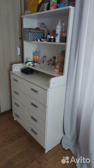 Продам комод с пеленальным столиком
