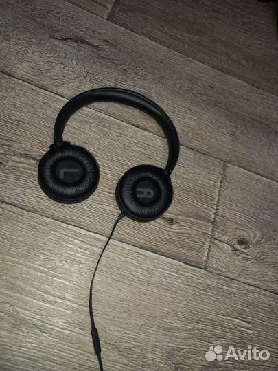 Наушники JBL tune 500