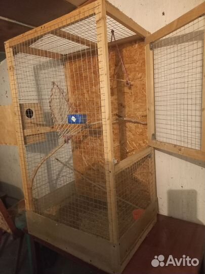 Продаю клетку для попугая